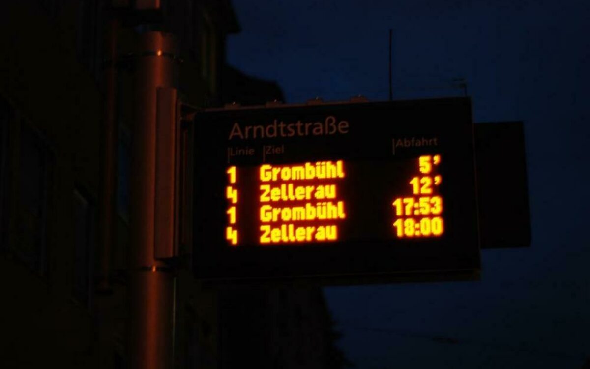 1605625352fahrplan haltestelle strarenbahn fh 1605625352fahrplan haltestelle strarenbahn fh